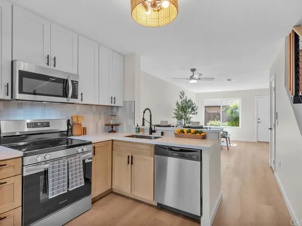10107 Peaceful Ct, Santee, CA 92071