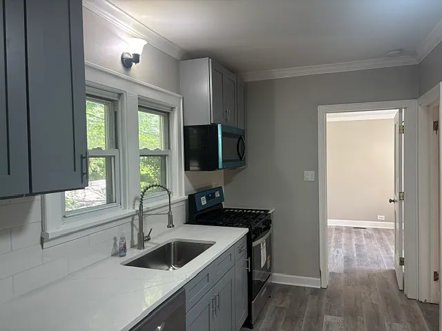 18408 Morris Ave — Photo 8