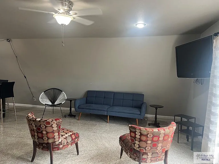 1551 Lakeside Blvd #7 — Photo 8