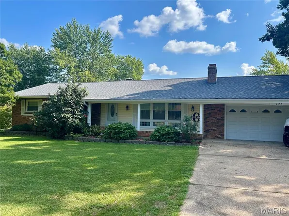 425 Eggers St, Bismarck, MO 63624