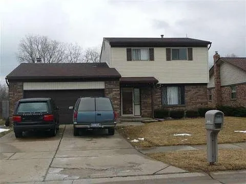 35418 Collingwood Dr photo 1