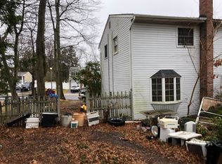 18 Ricky Rd, Ronkonkoma, NY 11779