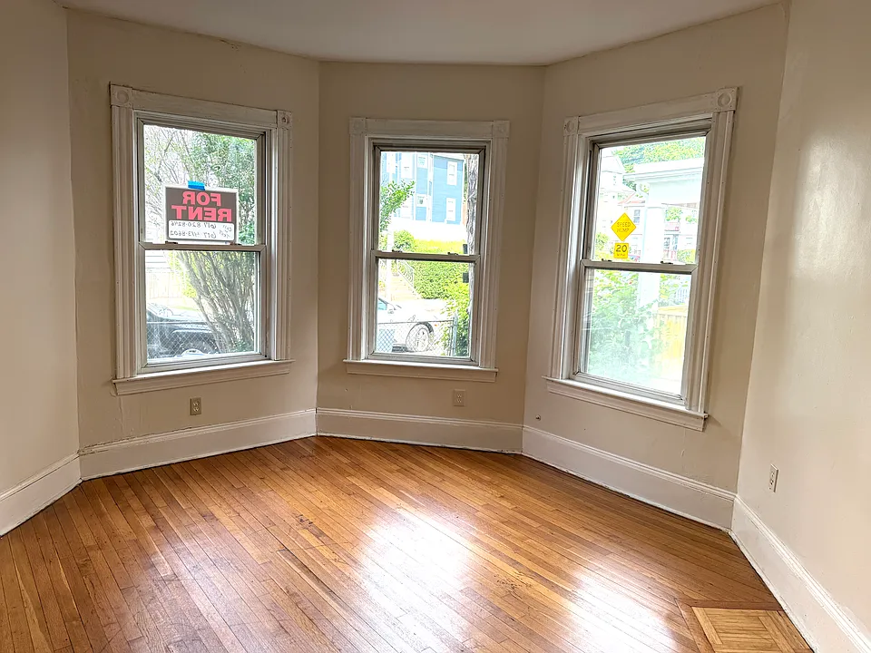 10 Dennison St #1