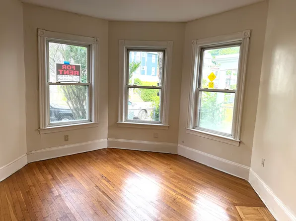 10 Dennison St Floor 1, Roxbury, MA 02119