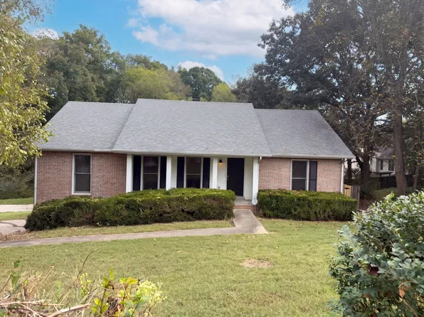 1201 Verkler Dr, Clarksville, TN 37042
