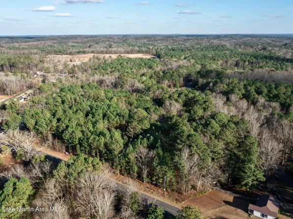 Elkahatchee Rd, Alexander City, AL 35010