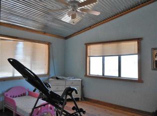 91 Kuntz Rd, Veguita, NM 87062