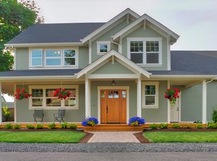 32657 E Locust St, Coburg, OR 97408