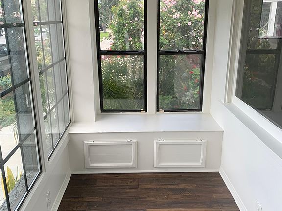 Sun porch with built-in bench