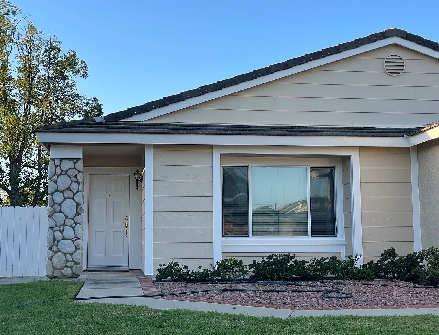 24312 Hardy Dr — Photo 1