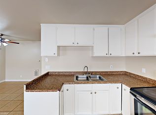 4966 Auburn Dr APT 7, San Diego, CA 92105