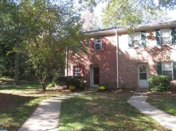 16 Magnolia Ct, Lawrenceville, NJ 08648
