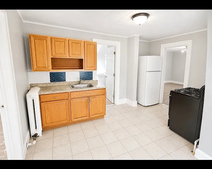 117 4th Ave #L3 — Photo 1