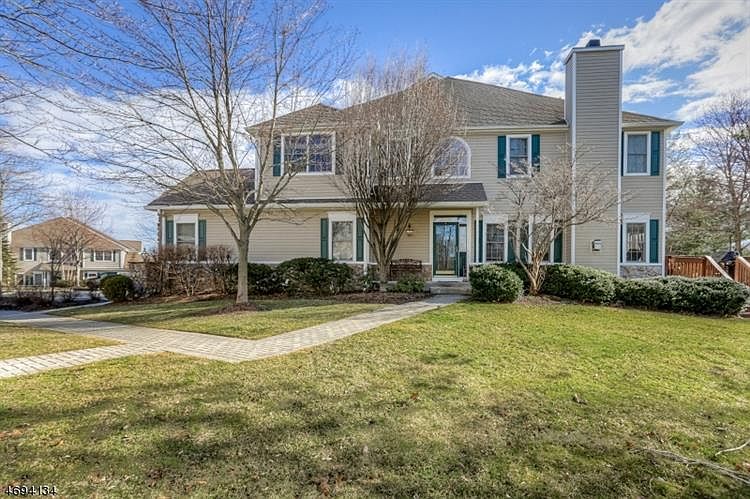 1st image of 35 Winged Foot Dr
