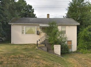 5145 Eagle Lake Dr, Waterford, MI