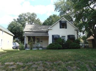 703 Sumner St, Akron, OH 44311