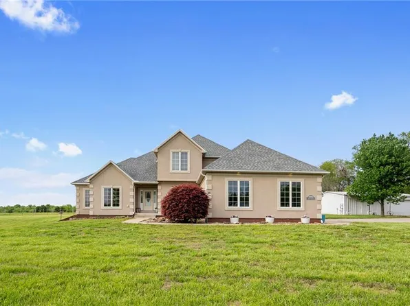 30704 E Adams Cemetery Rd, Grain Valley, MO 64029