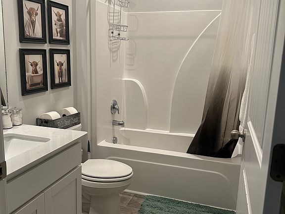5th image of 6019 Hunters Village Dr