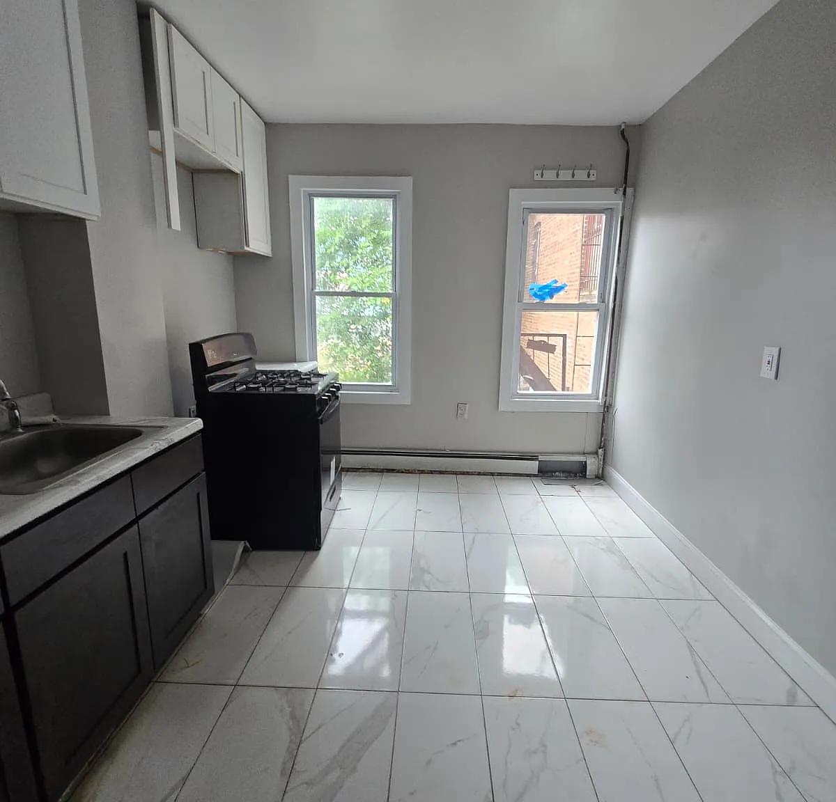 2 bed, $1,950 — Photo 1