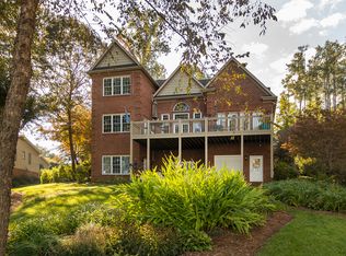 1825 Dogwood Hill Dr, Denver, NC 28037