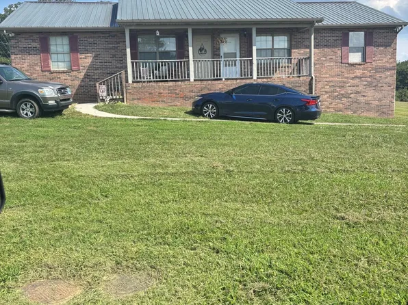 1570 Elgin Dr, Morristown, TN 37814