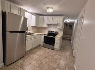 5 School St APT 6, Dover, NH 03820