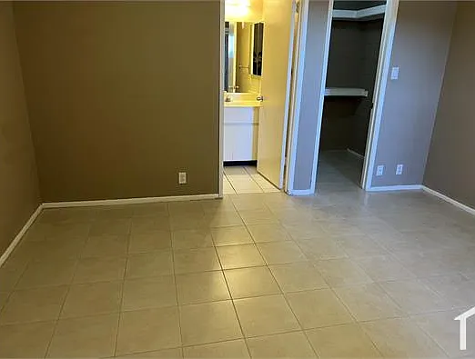 501 W Yukon Dr #4 — Photo 22