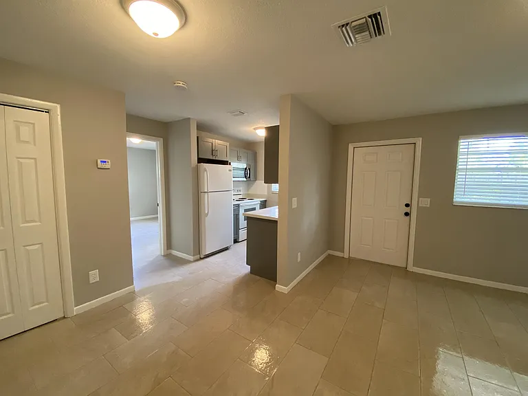 715 N H St #1 — Photo 6