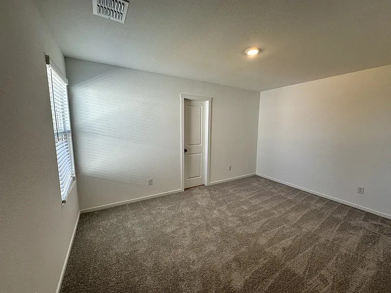 835 Sandhill Crane Ln — Photo 6