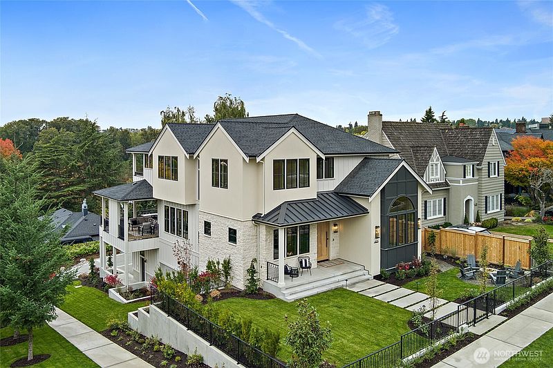 3rd image of 4103 43rd Avenue NE