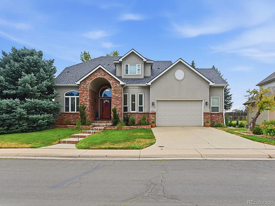 2530 Westward Dr