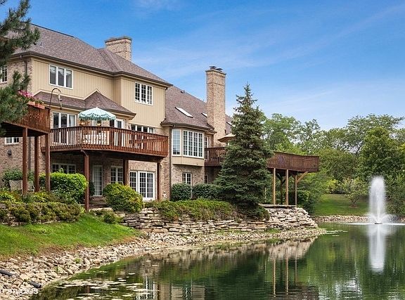 3rd image of 49 Tartan Lakes Dr