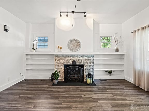 4th image of 2414 Saint Charles Ave