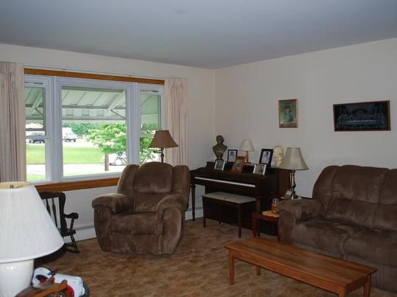 4th image of 22 Gibson St