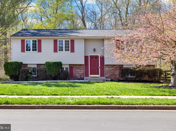 15017 Olddale Rd, Centreville, VA 20120