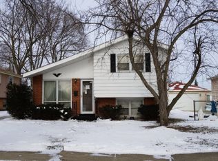 3952 152nd St, Midlothian, IL 60445