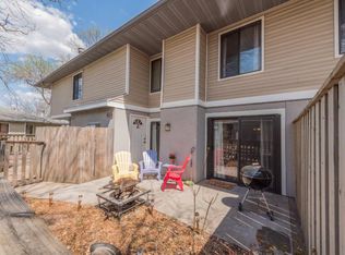 1255 Landmark Trl S, Hopkins, MN 55343