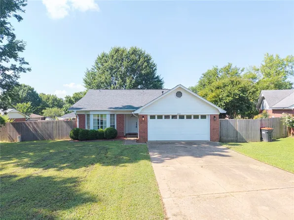 2406 Lisa Ct, Van Buren, AR 72956