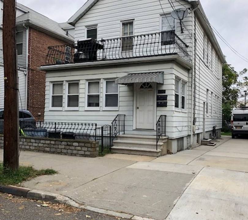 1st image of 850 Revere Ave