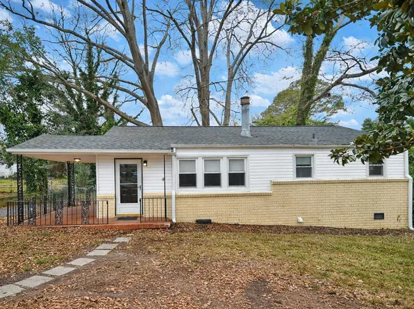 921 Barnwell Rd, Spartanburg, SC 29303