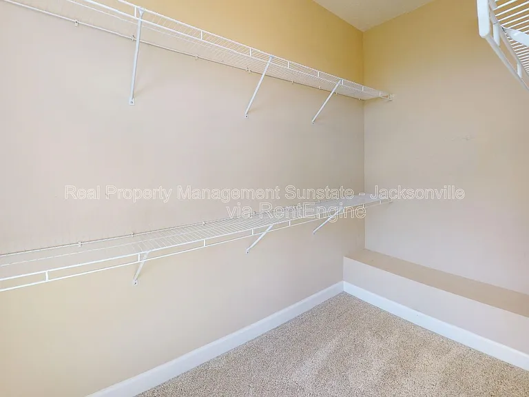 4298 Ellipse Dr — Photo 22
