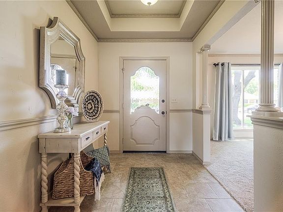 4th image of 3513 Lynbrook Dr