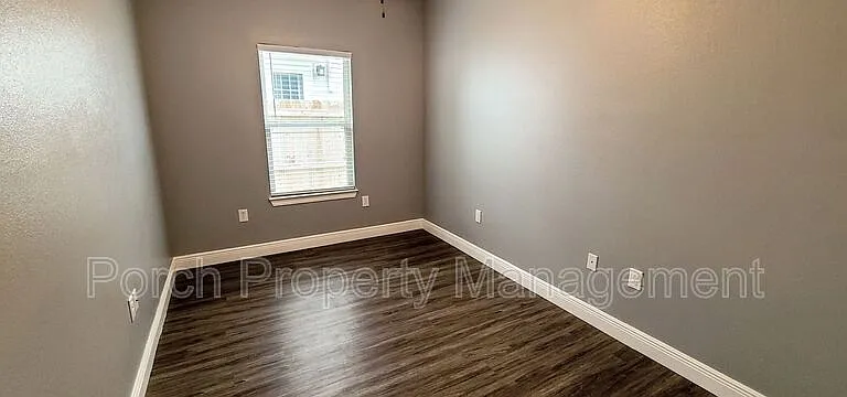 2008 W Gregory St — Photo 5