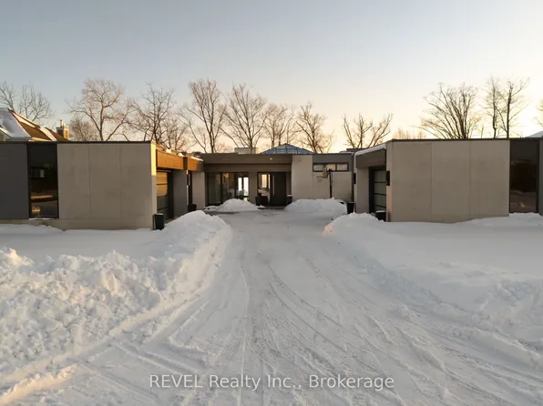 3323 Lakecrest Ct, Fort Erie, ON L0S 1N0