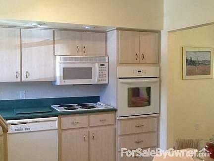 4th image of 2460 Franciscan Dr APT 2