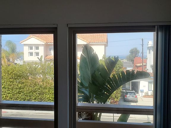 4th image of 600 Monterey Blvd APT 1