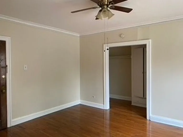 4024 N. Ashland — Photo 2