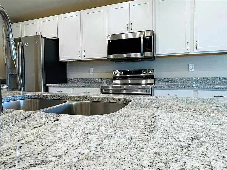 1387 Mountain Flower Ln — Photo 9