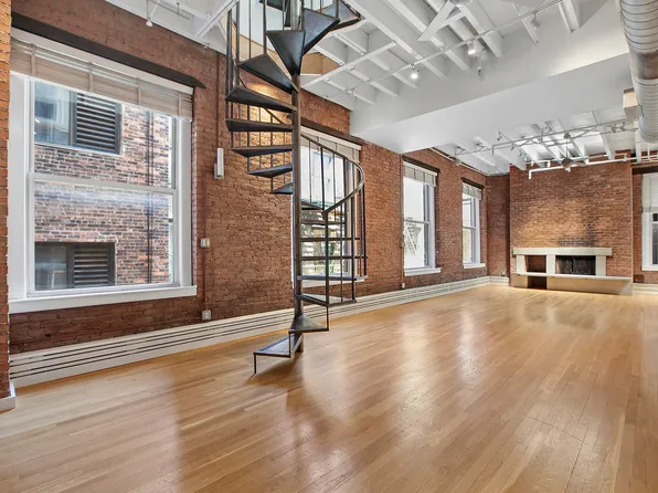 131 Mercer Street image 1 of 8