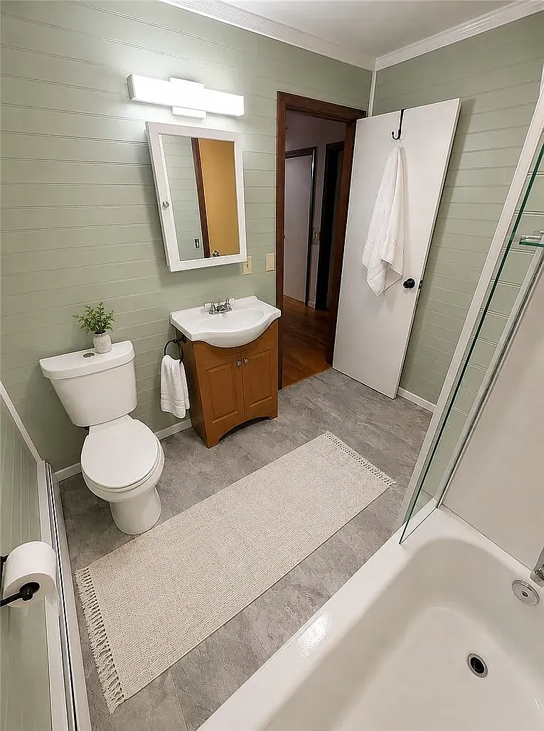 4 bed, 3500 sqft, $3,200 — Photo 4